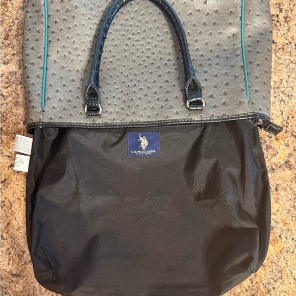 US Polo Assn Gray And Black Reptile Pattern Vinyl Shoulder Tote With Crest - Picture 8 of 15